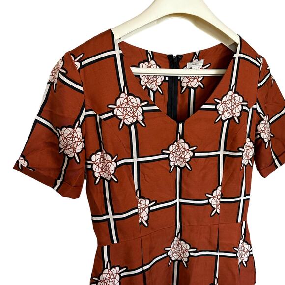 Fossil | Size 4 Galaxy Solar System Dress Burnt Orange Short Sleeve Striped - Picture 2 of 11